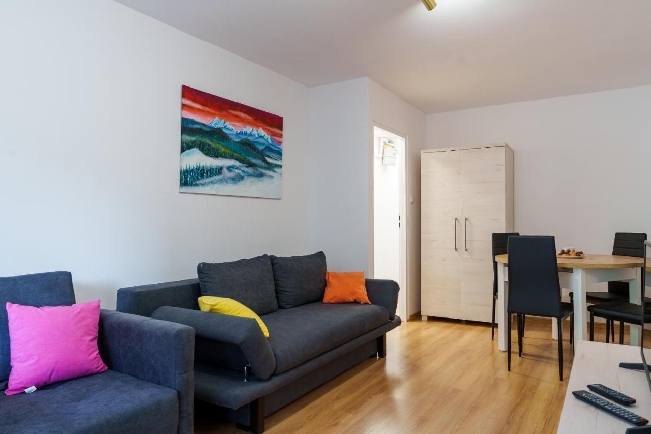 Apartament Pod Swierkiem - Pet Friendly - 2 Osobne Pokoje Dla Max 5 Osob - Space Apart Jelenia Góra Exterior foto